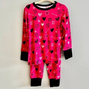Laree and Co. Heart Doodles Two Piece Pajama Set NWT 4T